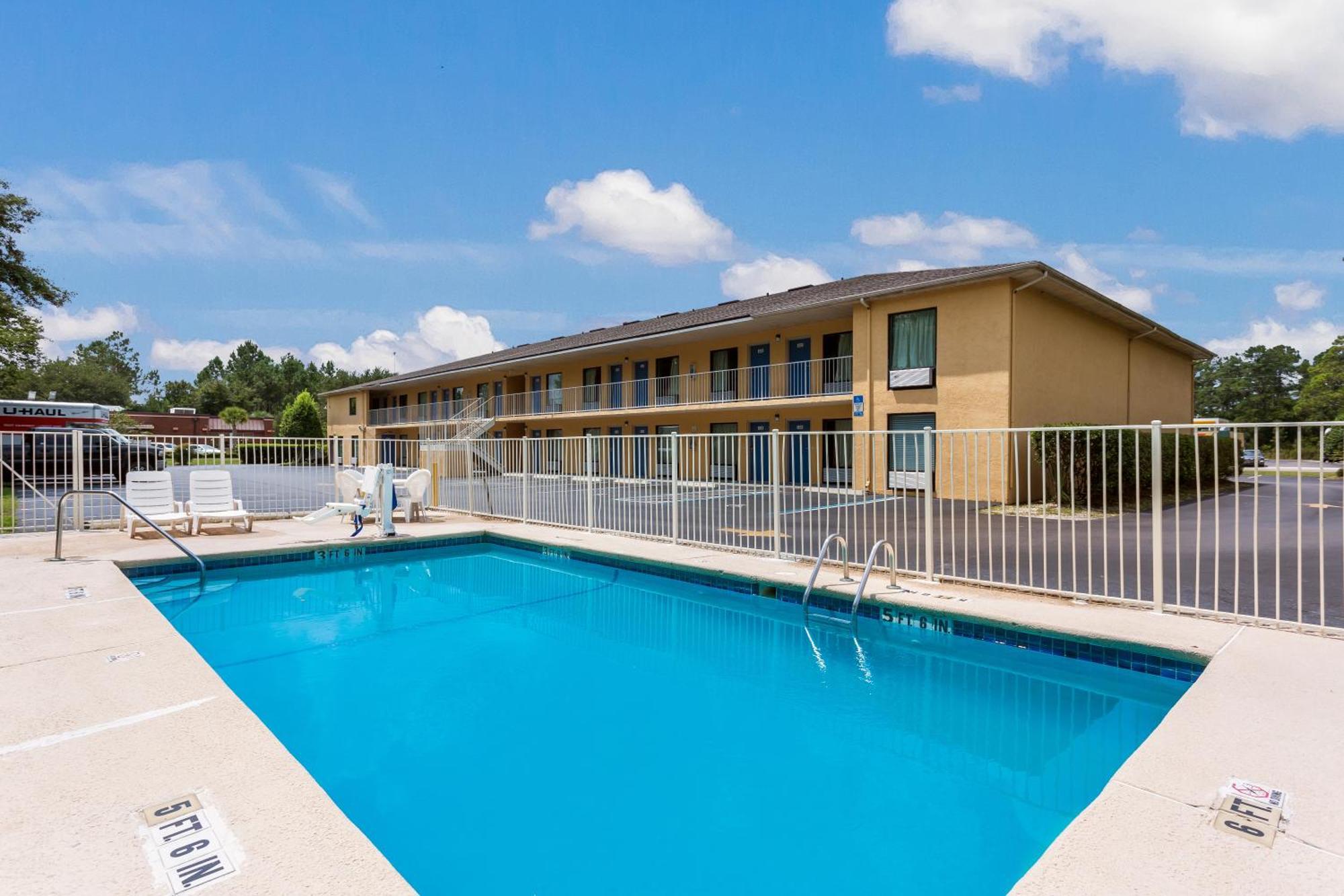 Motel 6-Macclenny, FL Eksteriør billede